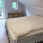 Three Bedroom Cozy In Flekkeroy *
