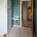 Tatil Evi Three Bedroom Cozy In Flekkeroy